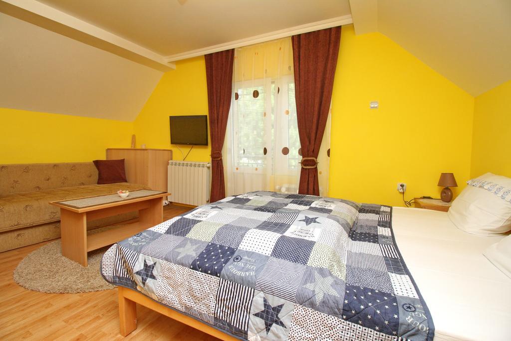 Apartments Junior Zlatibor Buitenkant foto