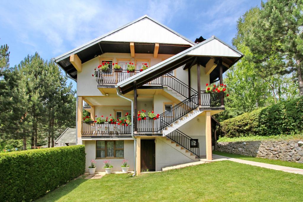 Apartments Junior Zlatibor Buitenkant foto
